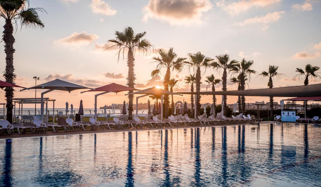 Palm Beach Hotel Акра Екстериор снимка