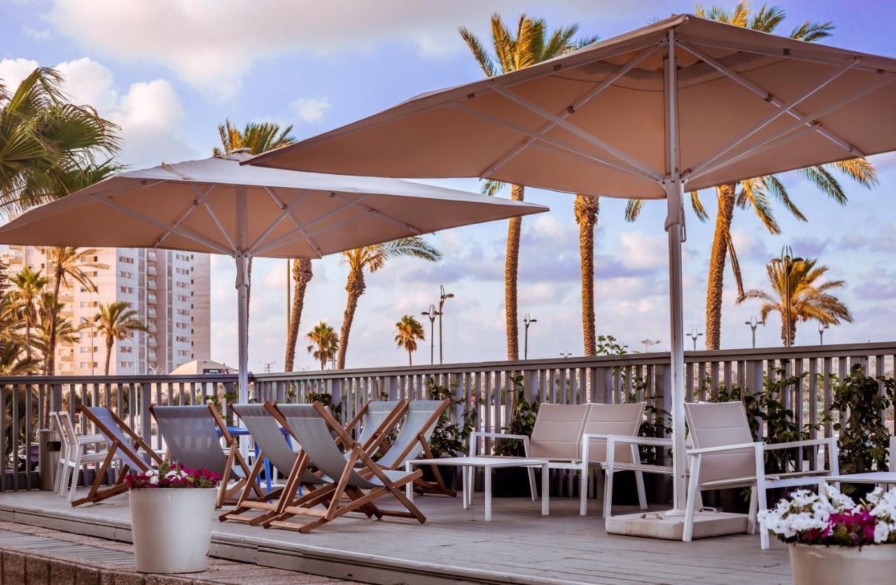 Palm Beach Hotel Акра Екстериор снимка