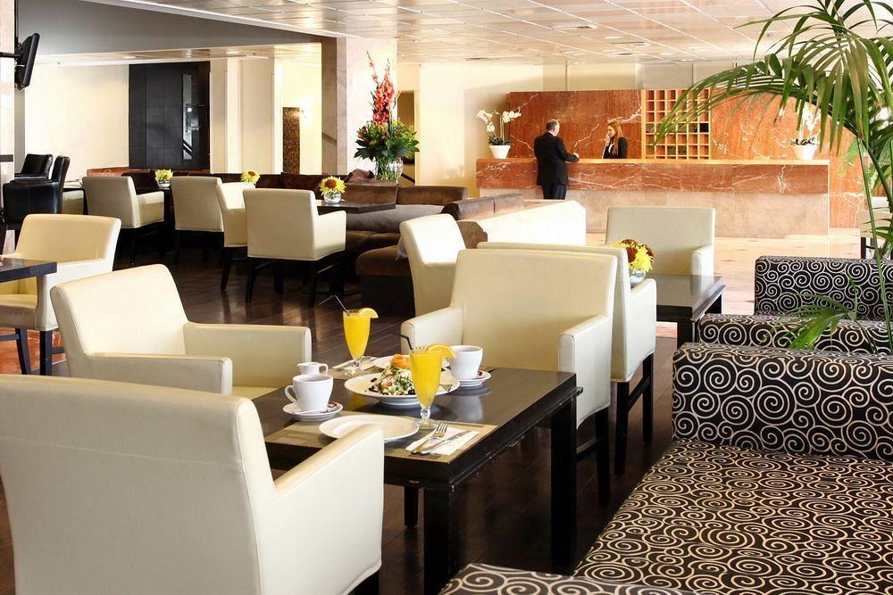 Palm Beach Hotel Акра Екстериор снимка