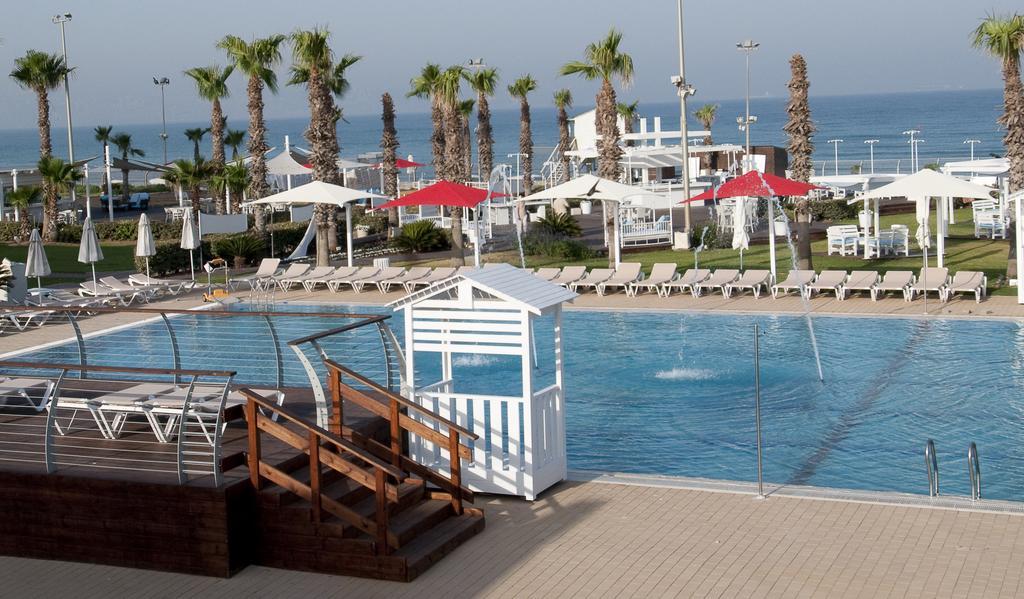 Palm Beach Hotel Акра Екстериор снимка